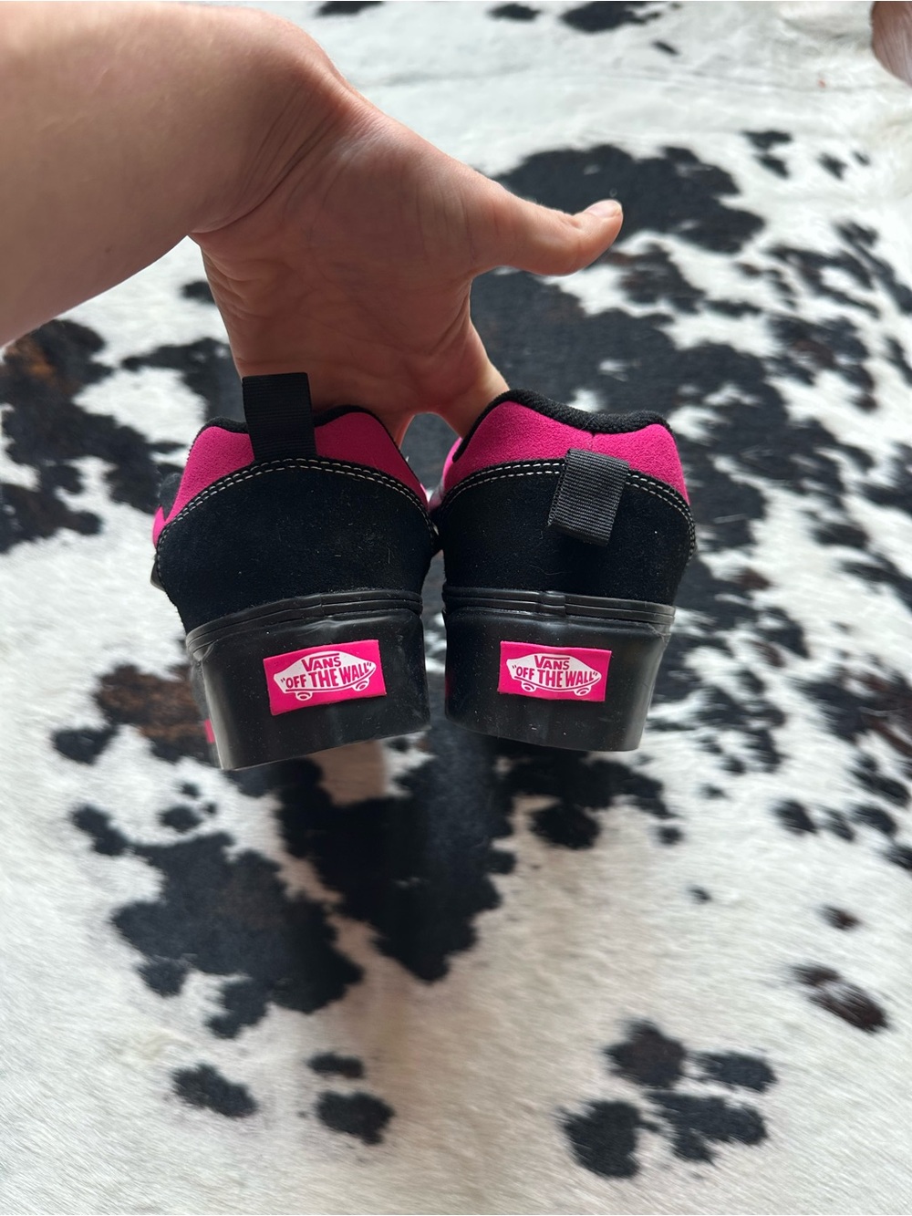 Vans Old Skool Women's Hot Pink & Black Low Top Platform Sneakers 9 - Picture 5 of 8
